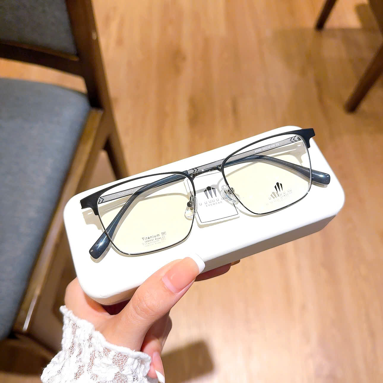 UUU Classics - Titanium Content 5