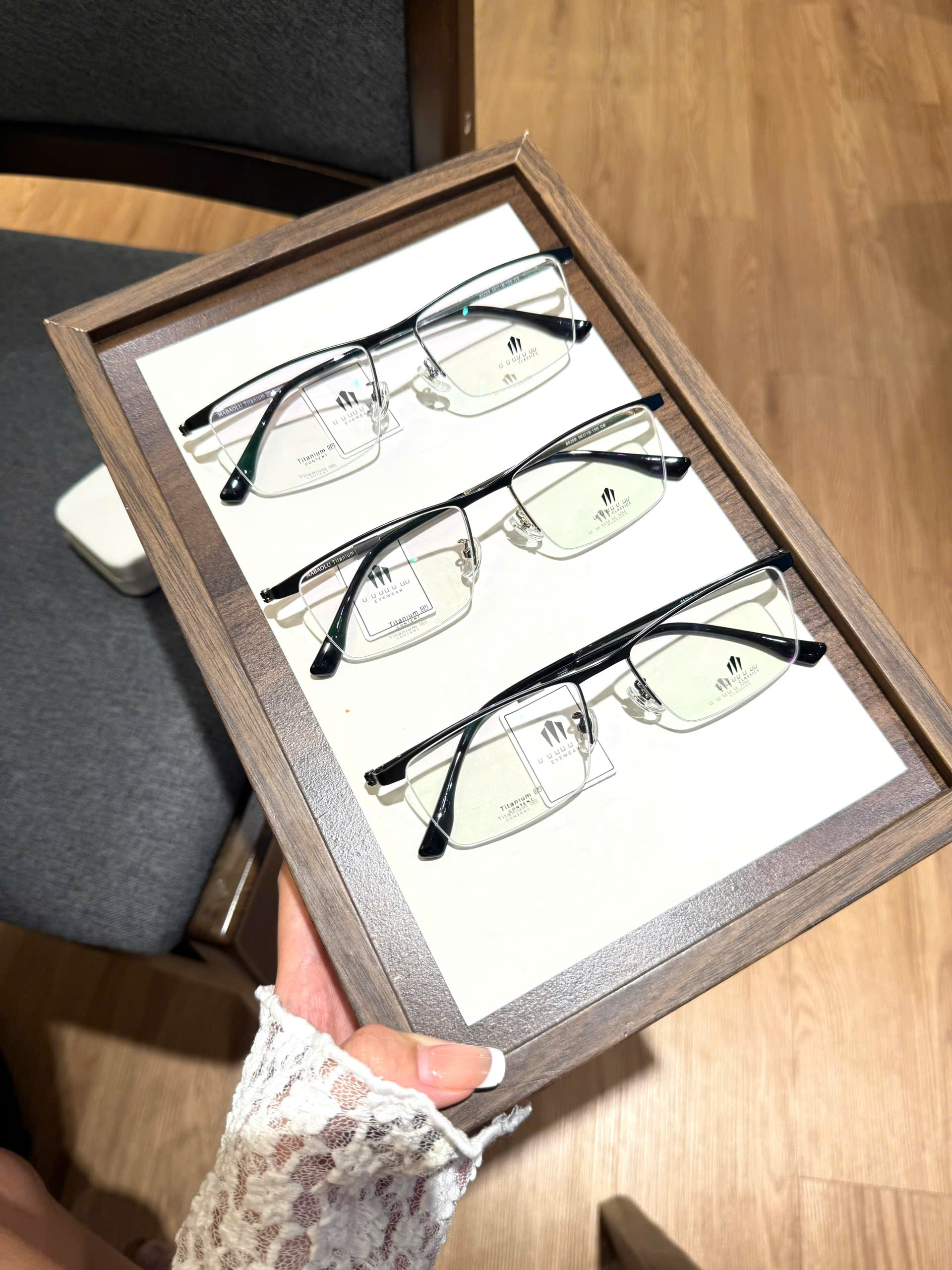 UUU Classics - Titanium Content 10